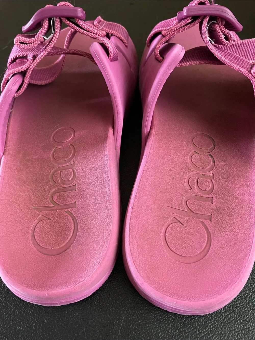 Chaco • Chillos • Slide Sandals • Size 2